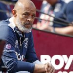 West Ham zostáva s Nunom Espiritom Santom ako manažérom napriek zostupu z Premier League