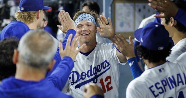 Will Smith, Alex Call pomáhajú Dodgers prekonať chyby pri víťazstve nad Giants
