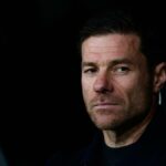 Xabi Alonso oznámil, že nový manažér Chelsea podpísal štvorročný kontrakt