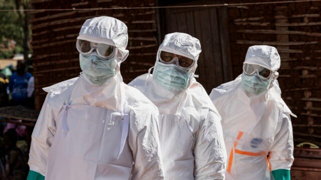 Základňu majstrovstiev sveta v Anglicku zasiahla zdravotná výstraha Ebola, pretože Anglické hviezdy zostanú v Kansase