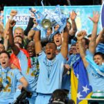 Zápas o titul v Premier League sa dostal do posledného dňa TEN-krát