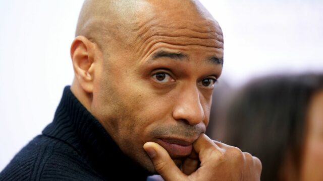 Zápasy Arsenalu a Man City sú rozdelené, pretože Thierry Henry presne určil faktor, o ktorom sa nedá rokovať
