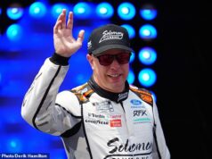 Zatrpknutý rival Kylea Buscha na NASCAR odhaľuje srdcervúce znamenie, že „nebol dobre“ na poslednom stretnutí pred smrťou Brad Keselowski (vyššie) povedal, že v rivalite s Kyleom Buschom mal „vízie“ vyhlásiť prímerie.