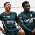 Myles Lewis-Skelly a Bukayo Saka
