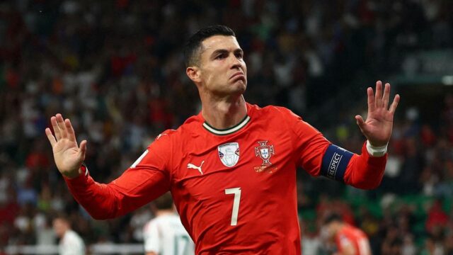 Zostava Portugalska na Majstrovstvá sveta vo futbale 2026: Ronaldo, Bruno Zostava Portugalska na Majstrovstvá sveta vo futbale 2026: Ronaldo, Bruno IN; Kompletný zoznam hráčov