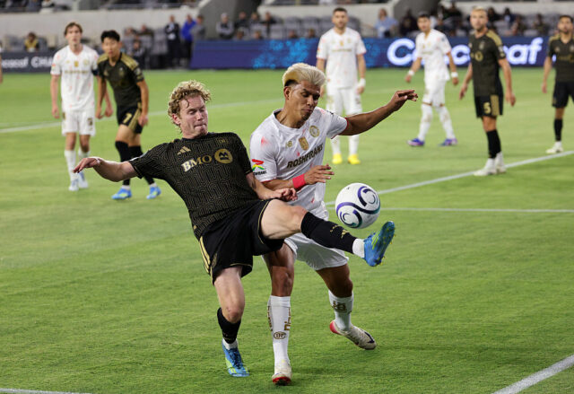 🚨 Zostavy Toluca proti LAFC sú tu
