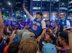 „Chceme Wembyho“ vo finále NBA Fanúšikovia New Yorku oslavujú po tom, čo sa Knicks dostane do finále NBA