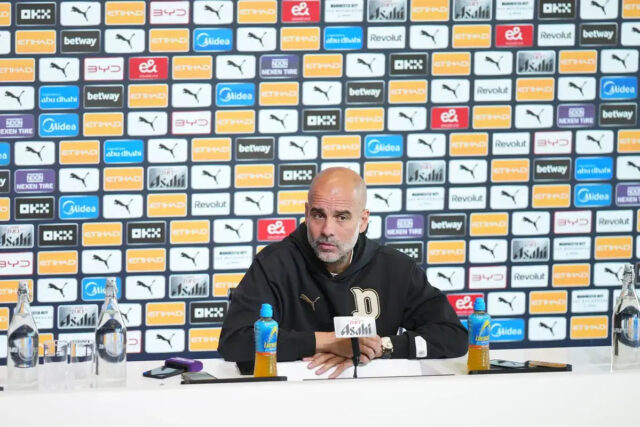 „Možno si nejaké pozriem“ – Pep Guardiola posiela Fulham správu Mikelovi Artetovi a Arsenalu
