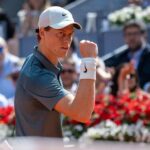 26. apríla 2026, Madrid, Madrid, Španielsko: Talian Jannik Sinner hrá proti Elmerovi Mollerovi z Dánska počas turnaja Mutua Madrid Open 2026, ATP, Tennis Herren Masters 1000 a WTA, Tennis Damen 1000, v La Caja Magica 26. apríla 2026 v Madride v Španielsku. Madrid Španielsko – ZUMAa181 20260426_zaa_a181_317 Copyright: xOscarxJ.xBarrosox