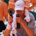 „Podivný“ kolaps French Open Jannika Sinnera zaskočil tenisové legendy