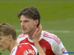„Povedal som ti“: Declan Rice odkazuje na neslávne známe trojslovné posolstvo, keď oslavuje triumf Arsenalu v Premier League na sociálnych sieťach – ako Jurrien Timber zdieľa v zákulisí párty na tréningu Instagramový príspevok Declana Ricea bol kývnutím na vzdorovitú správu, ktorú poslal spoluhráčovi Martinovi Odegaardovi po minulomesačnej porážke Arsenalu s Man City.