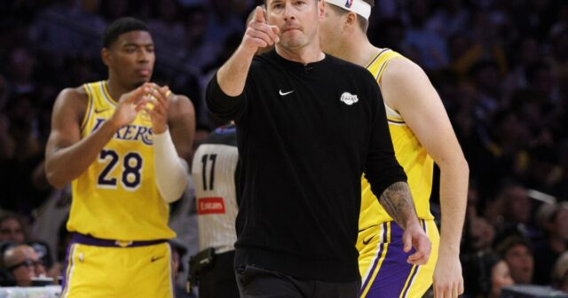 „Úloha, ktorú máme pred sebou“: Ako sa tréner Lakers JJ Redick dokáže sústrediť
