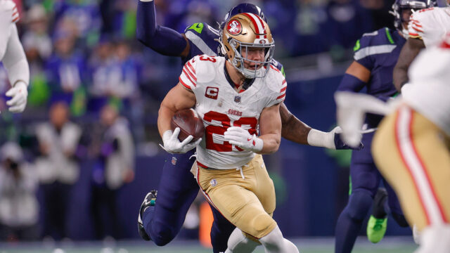 49ers Sľub, že zníži pracovné zaťaženie Christiana McCaffreyho, či už to chce alebo nie
