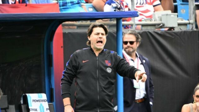 Američan Mauricio Pochettino, ostatní tréneri môžu na majstrovstvách sveta používať notebooky
