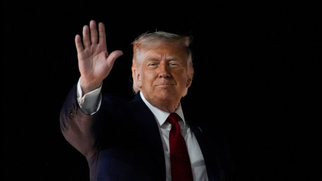 Americká armáda podniká „sebaobranné útoky“ na Irán | Americko-izraelská vojna Americká armáda podniká „sebaobranné útoky“ na Irán | Americko-izraelská vojna proti Iránu