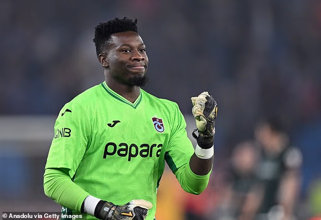 Zdá sa, že brankár Man United Andre Onana zostane v Turecku aj ďalšiu sezónu