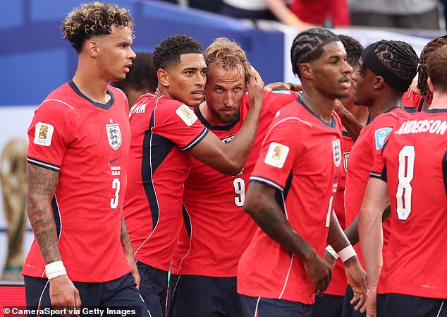 Potom, čo Anglicko porazilo Panamu na čele skupiny L, čaká ho náročný test proti DR Kongo v zápase 32. kola.