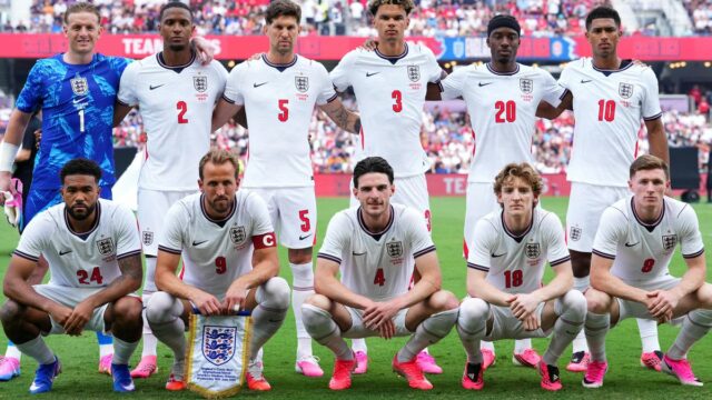 Hráči Anglicka súhlasili s tým, že svoje poplatky zo zápasov na majstrovstvách sveta darujú na charitu
