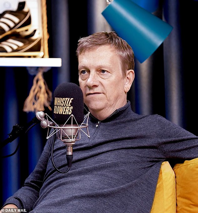 Anglicko knokautovalo Mexiko? Podcast Whistleblowers denníka Daily Mail predpovedá víťazov Ian Ladyman, ktorý svoje výsledky preveril prediktorom svetového pohára Daily Mail, vyšiel so Španielskom ako víťazom, pričom v semifinále sa k nim pripojili Francúzsko, Nemecko a Argentína.