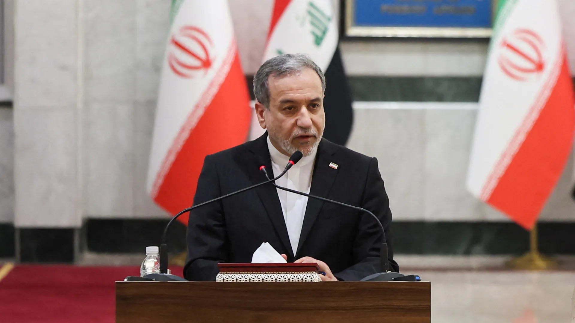 Araghchi: Hormuzský prieliv zostáva pod kontrolou Iránu 30 dní | politika