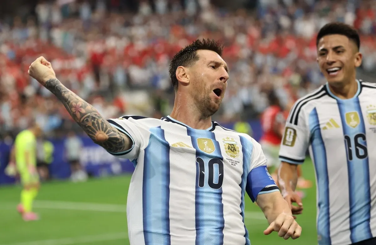 22. júna 2026; Arlington, Texas, USA; Argentínčan Lionel Messi oslavuje strelenie svojho prvého gólu. Povinný kredit: Troy Taormina-Imagn Images