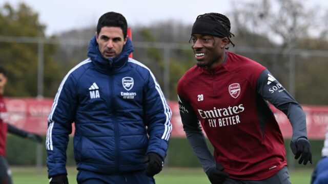 Noni Madueke patrí medzi útočníkov Arsenalu, ktorých si futbal.london buď ponechá alebo predá