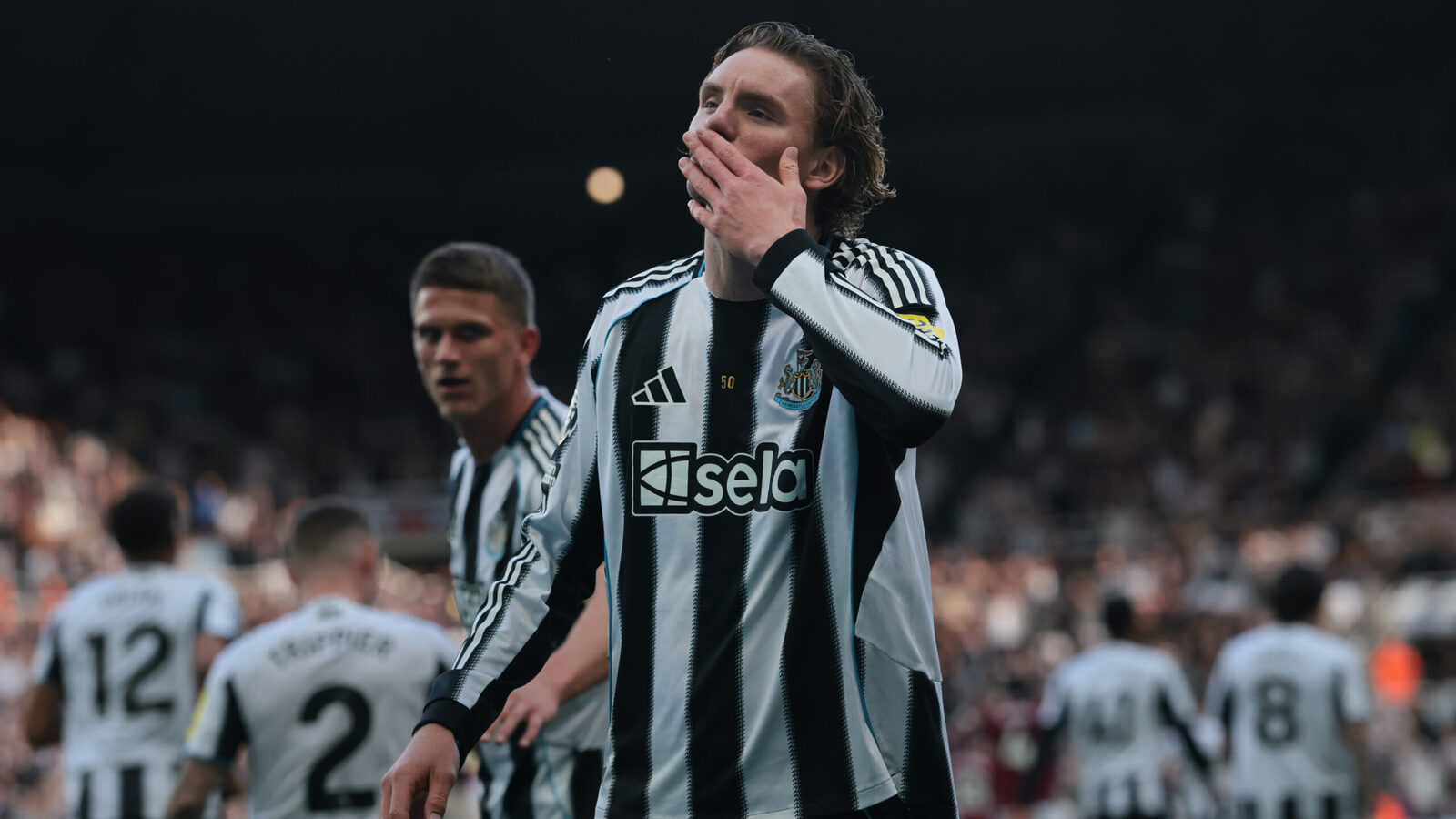 Aston Villa teraz hľadá 65 miliónov eur Newcastle Man: správna voľba pre Emeryho?