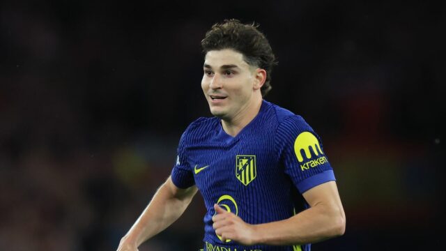 Julian Alvarez je spájaný s prestupom do Arsenalu