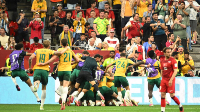 Austrália pevne stojí v defenzíve, keď ohromila Turecko víťazstvom 2:0 Austrália pevne stojí v defenzíve, keď ohromila Turecko víťazstvom 2:0
