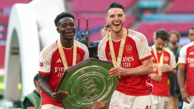 Arsenal vyhrá Community Shield v roku 2023 a neskôr v lete nastúpi proti Manchestru City.