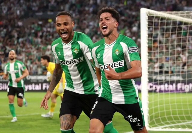 Barcelona ponúkla šancu získať hviezdu Realu Betis
