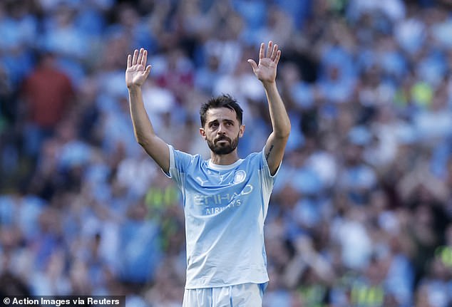 Bernardo Silva súhlasí s dvojročnou dohodou o prestupe do Realu Legenda Man City Bernardo Silva sa blíži k prestupu do Realu Madrid na základe dvojročnej zmluvy