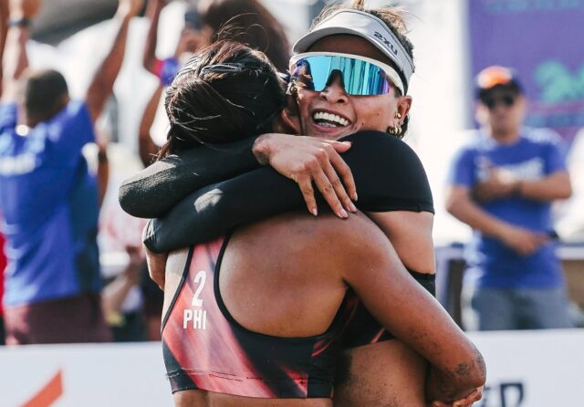 Sisi Rondina a Bernadeth Pons z Alas Pilipinas v akcii na AVC Beach Tour Pingtung Open. 