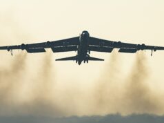 Bombardér amerického letectva B-52 havaroval po štarte na leteckej základni Edwards | Správy Bombardér amerického letectva B-52 havaroval po štarte na leteckej základni Edwards | Správy