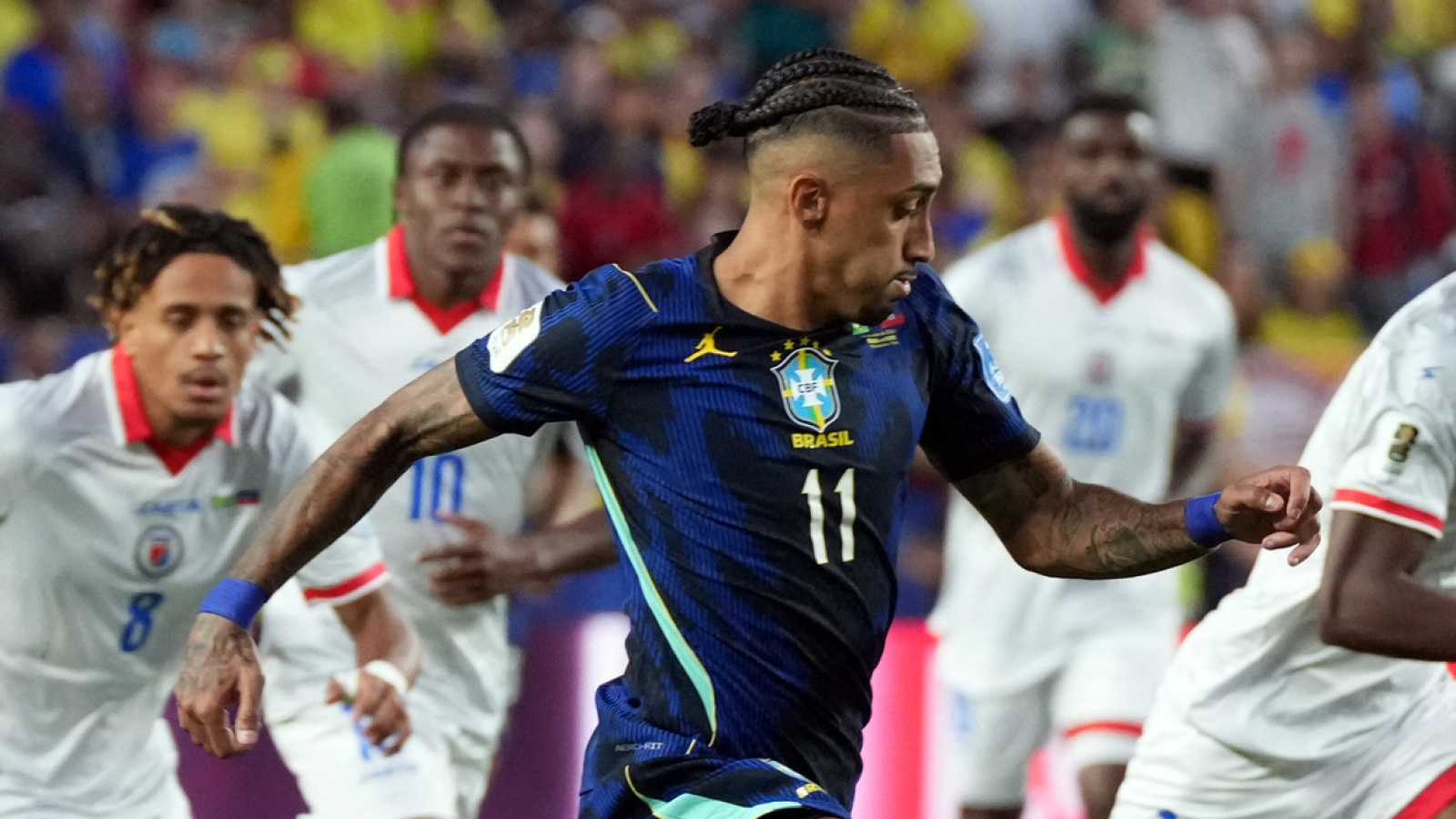 Brazília má na majstrovstvách sveta obavy zo znepokojujúcej aktualizácie zranení Raphinhu