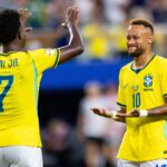 Brazília má teraz dvoch juniorských hrdinov, keďže WFH Neymar si doprial po boku Viniciusa