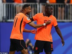 Brilantný Brian Brobbey zažiaril Gyokeresa a Isaka v vzdore kritikom v Holandsku – zatiaľ čo Graham Potter čelí otázkam cez žalostný švédsky displej, píše IAN HERBERT Brilantný Brian Brobbey zažiaril Gyokeresa a Isaka v vzdore kritikom v Holandsku - zatiaľ čo Graham Potter čelí otázkam cez žalostný švédsky displej, píše IAN HERBERT