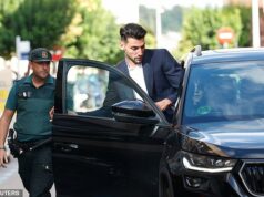 Bývalá hviezda Wolves a Nottingham Forest Rafa Mir dostal osem a pol roka väzenia za „násilné“ sexuálne napadnutie Očakáva sa, že Mir sa odvolá, čo bude znamenať, že im nebude nariadené, aby sa okamžite hlásili do väzenia.