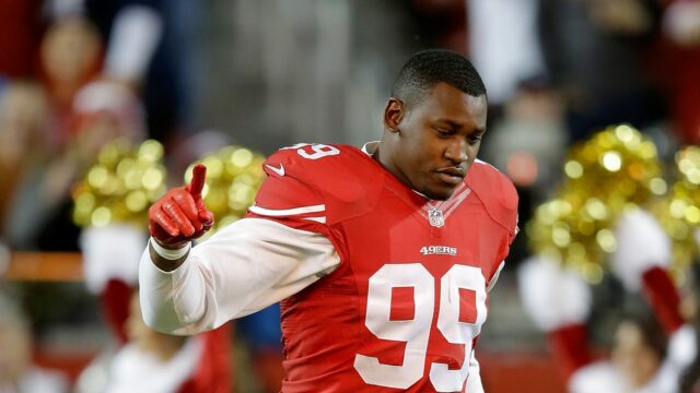 Bývalý 49ers pass rusher Aldon Smith zomrel vo veku 36 rokov, hovorí San Francisco
