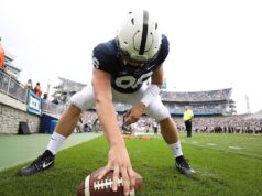 Bývalý hráč Penn State čelí zraneniam, ktoré mu zmenia život pri úteku Bývalý hráč Penn State čelí zraneniam, ktoré mu zmenia život pri úteku