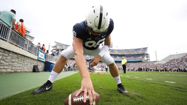 Bývalý hráč Penn State čelí zraneniam, ktoré mu zmenia život Bývalý hráč Penn State čelí zraneniam, ktoré mu zmenia život pri úteku