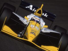 Bývalý jazdec IndyCar Rick Treadway zomrel pri nehode na motorke vo veku 56 rokov Bývalý jazdec IndyCar Rick Treadway zomrel pri nehode na motorke vo veku 56 rokov