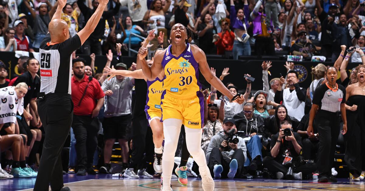 Bzučiak Nneky Ogwumike dáva Sparksovi veľkú výhru nad Liberty