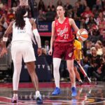 Caitlin Clark počas prechádzky tunelom Fever predstavila charakteristické topánky Nike