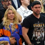 Sydney Sweeney sa vybral na cestu do San Antonia, aby si pozrel 5. zápas finále NBA
