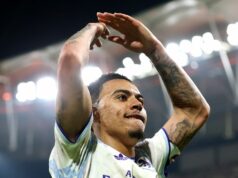 Chelsea bude „tlačiť“ na vysnívaný letný prestup Xabiho Alonsa, keď sa objaví aktualizácia o hviezde 127 miliónov libier Morgan Rogers oslavuje počas zápasu Aston Villy