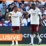 Gabriel Jesus oslavuje gól Arsenalu proti Crystal Palace