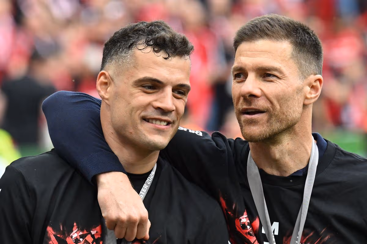 Granit Xhaka a Xabi Alonso