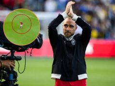 Christian Eriksen opäť skolaboval počas zápasu medzi Dánskom a Ukrajinou, pretože hra sa skončila Christian Eriksen opäť skolaboval počas zápasu medzi Dánskom a Ukrajinou, pretože hra sa skončila