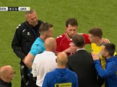 Christian Eriksen skolaboval na ihrisku, keď sa zastavil zápas medzi Dánskom a Ukrajinou | Futbal | Šport Christian Eriksen skolaboval na ihrisku, keď sa zastavil zápas medzi Dánskom a Ukrajinou | Futbal | Šport